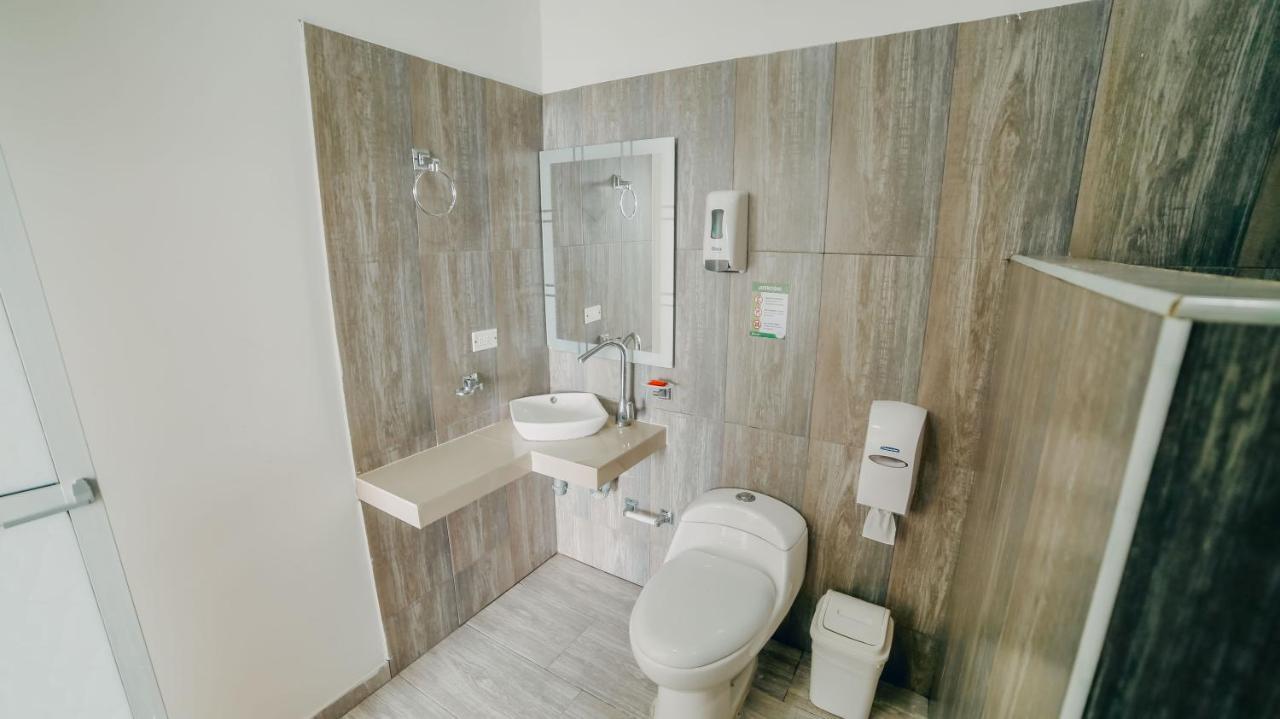 Green Covenas By Bernalo Hotels Екстериор снимка